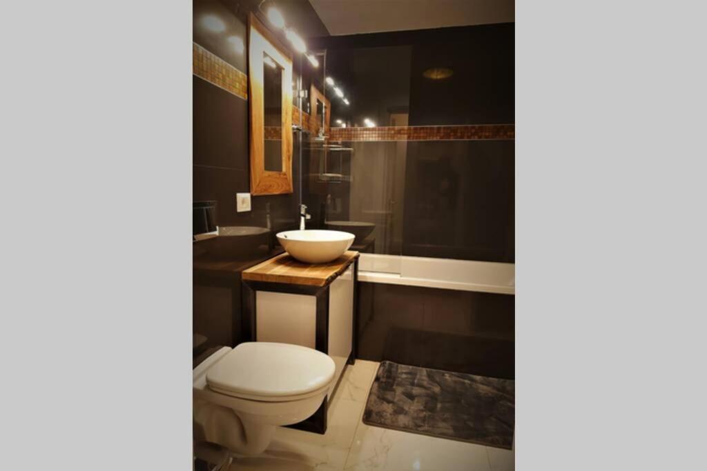 Prime Location, Sea View Flat Near The Beach Διαμέρισμα Κονστάντζα Εξωτερικό φωτογραφία